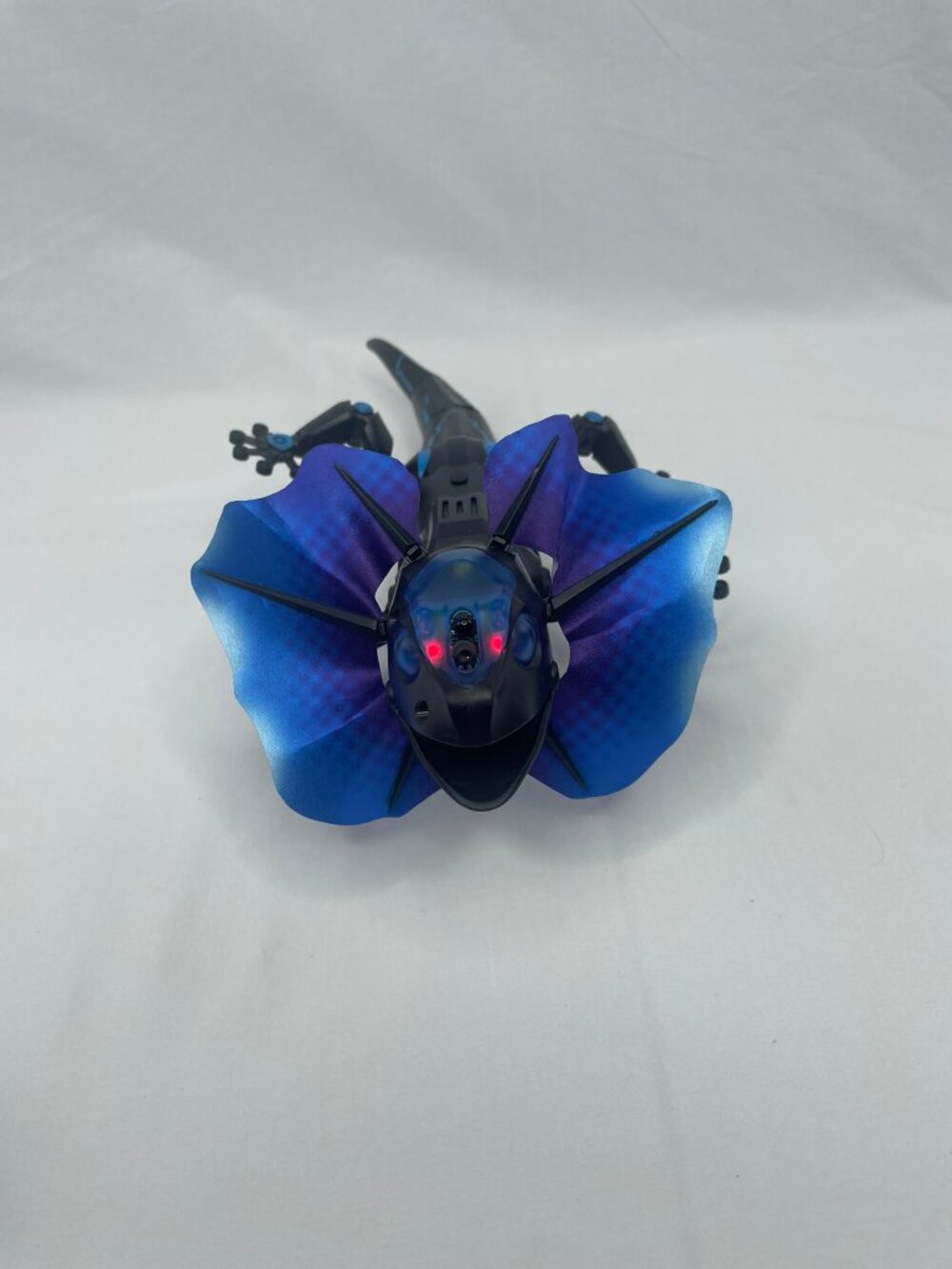 Robot RoboLizard Interactive RC Lizard Kids Toy LED Remote Control Motion - Picture 4 of 6